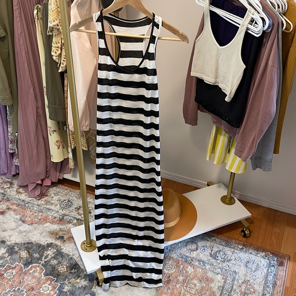 Casa Lee coverup - Picture 1 of 3